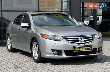 Седан Honda Accord 2010 в 