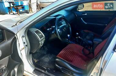 Седан Honda Accord 2004 в 