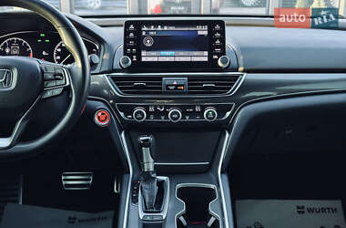 Седан Honda Accord 2018 в 