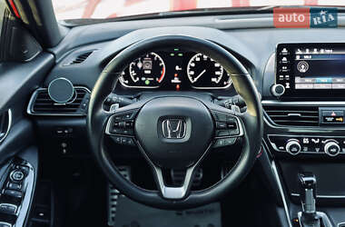 Седан Honda Accord 2018 в 