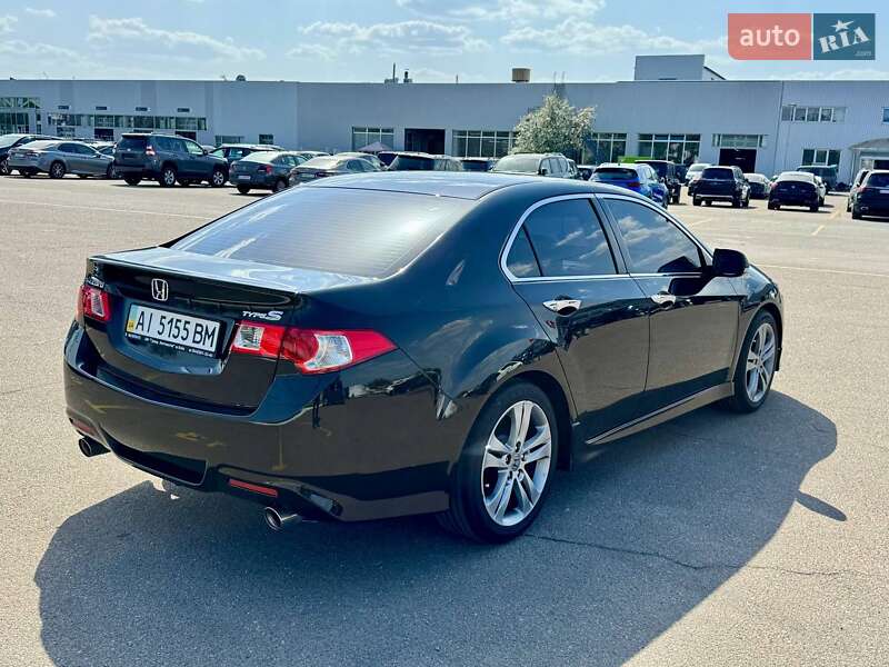 Седан Honda Accord 2010 в Києві
