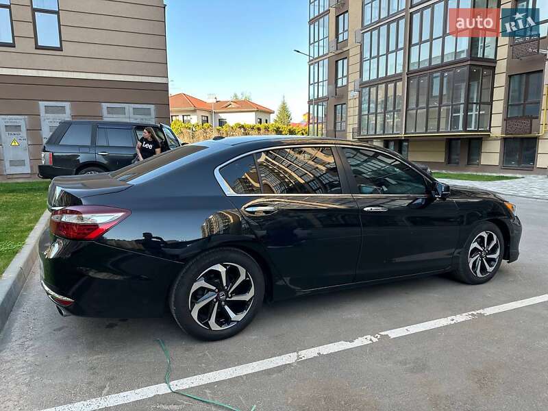 Седан Honda Accord 2017 в Києві