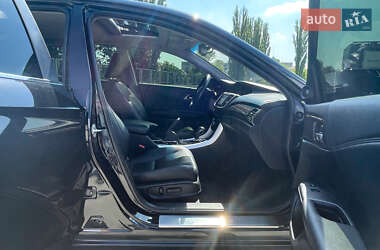 Седан Honda Accord 2016 в 