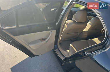 Седан Honda Accord 2005 в 