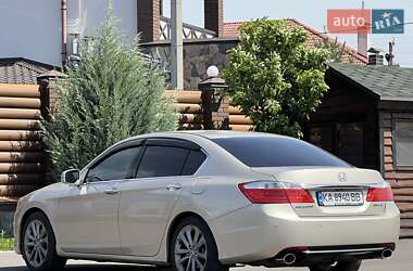 Седан Honda Accord 2013 в 