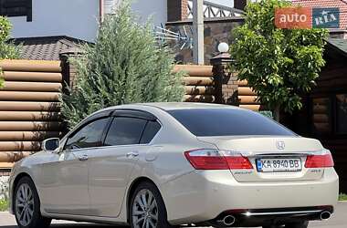 Седан Honda Accord 2013 в 