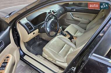 Седан Honda Accord 2005 в 