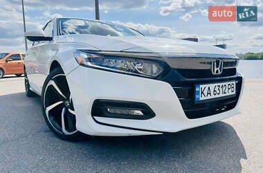 Седан Honda Accord 2018 в 