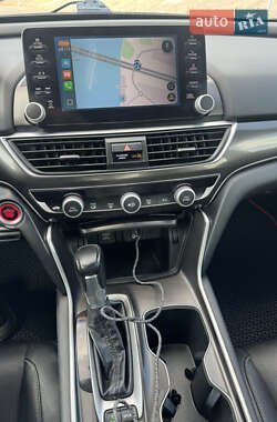 Седан Honda Accord 2018 в 