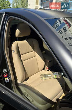Седан Honda Accord 2005 в 