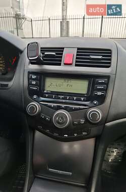 Седан Honda Accord 2006 в 
