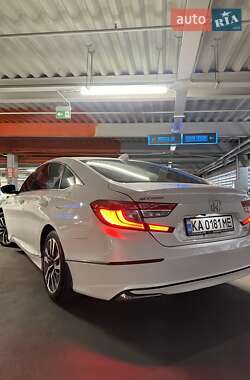Седан Honda Accord 2018 в 