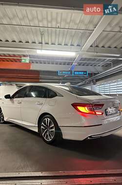 Седан Honda Accord 2018 в 