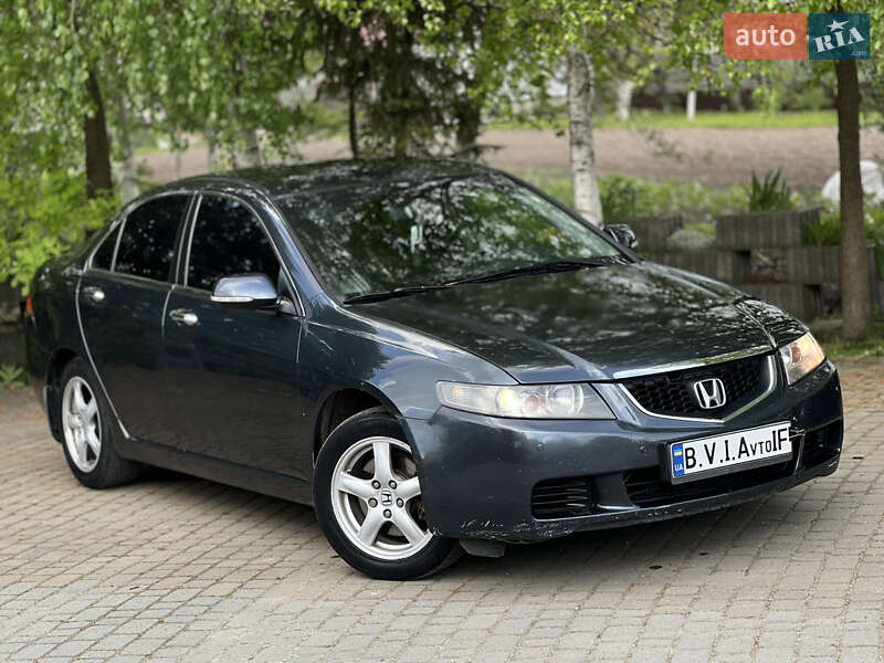 Седан Honda Accord 2005 в 