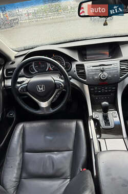 Седан Honda Accord 2008 в 