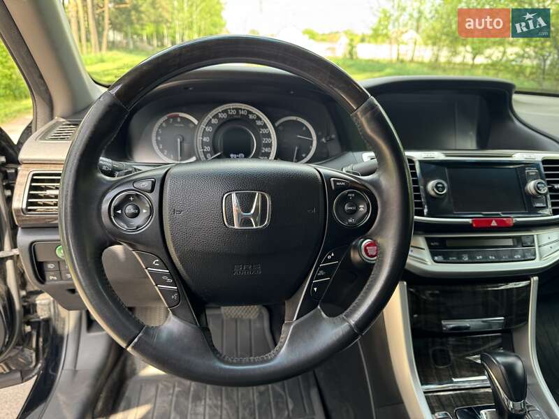 Седан Honda Accord 2013 в Житомире