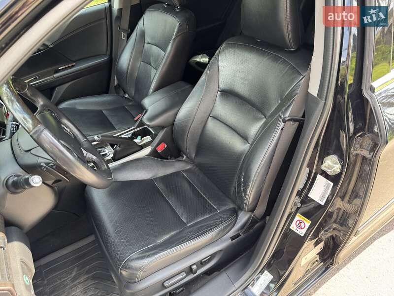 Седан Honda Accord 2013 в Житомире