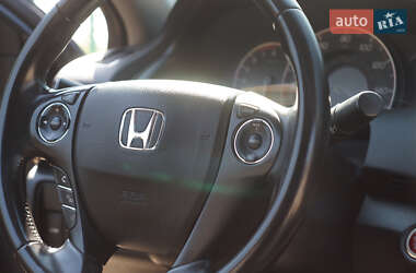 Купе Honda Accord 2015 в 
