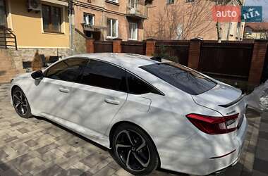Седан Honda Accord 2021 в 