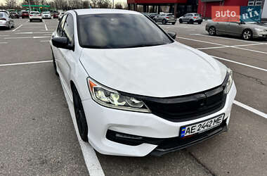 Седан Honda Accord 2016 в Дніпрі