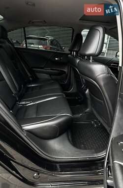 Седан Honda Accord 2013 в 