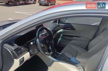 Седан Honda Accord 2013 в 