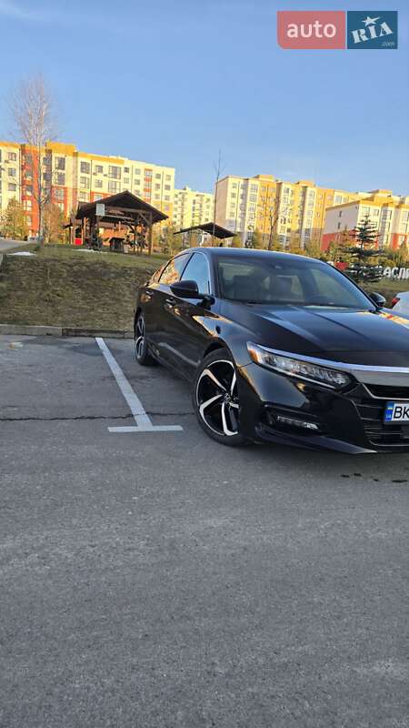 Седан Honda Accord 2020 в Ровно