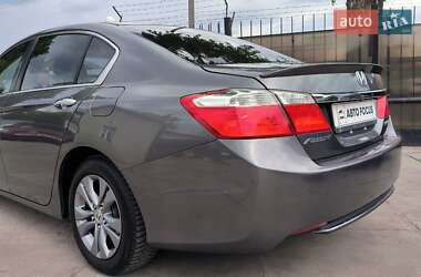 Седан Honda Accord 2014 в 