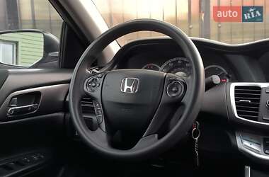 Седан Honda Accord 2014 в 
