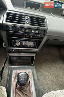 Седан Honda Accord 1987 в 