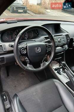 Седан Honda Accord 2016 в 