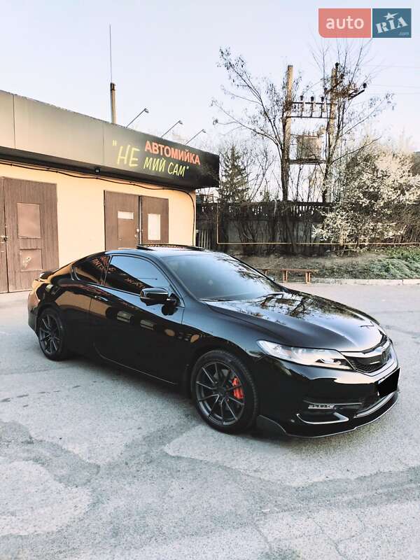Купе Honda Accord 2016 в Виннице