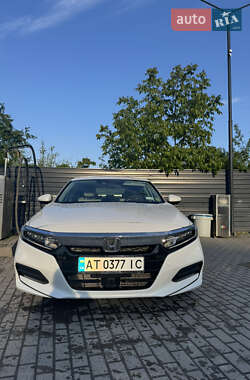 Седан Honda Accord 2018 в 