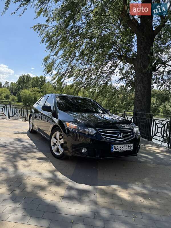 Седан Honda Accord 2008 в 