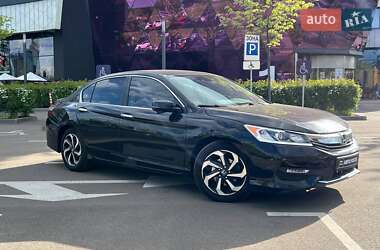 Седан Honda Accord 2017 в Киеве