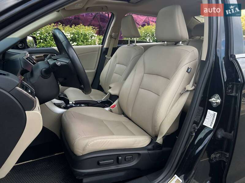 Седан Honda Accord 2017 в Киеве