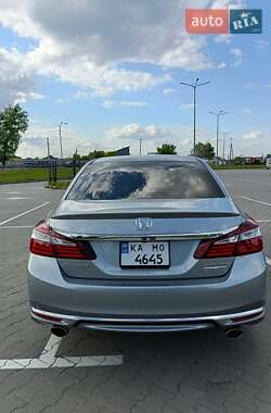 Седан Honda Accord 2017 в 