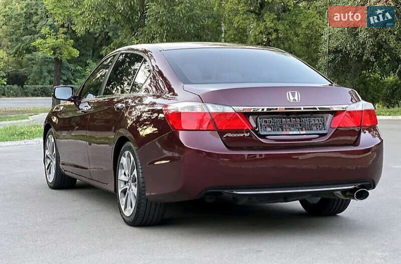 Седан Honda Accord 2014 в Ивано-Франковске фото 4 Седан Honda Accord 2014 в Ивано-Франковске