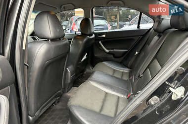 Седан Honda Accord 2005 в 