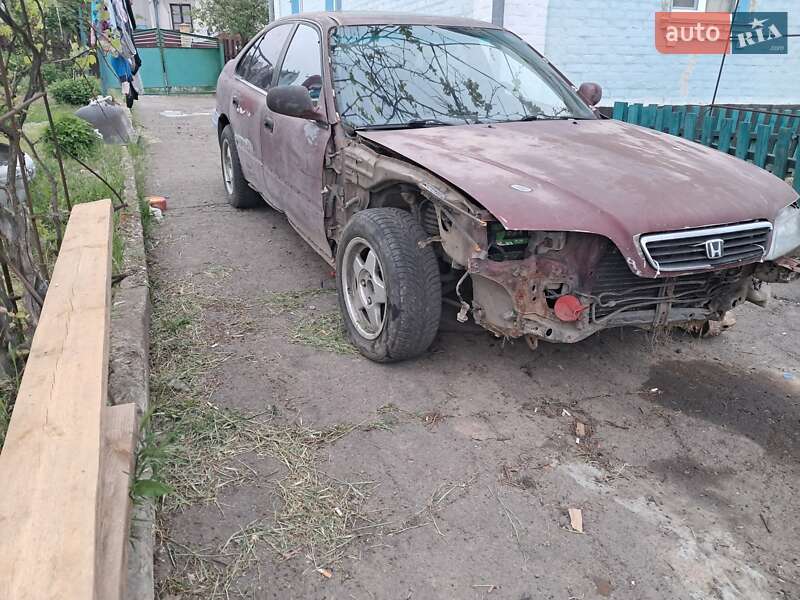 Седан Honda Accord 1998 в Умані