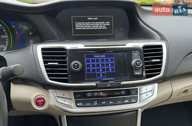 Седан Honda Accord 2014 в 