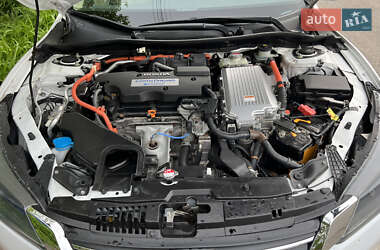 Седан Honda Accord 2014 в 