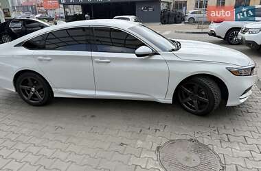 Седан Honda Accord 2018 в 