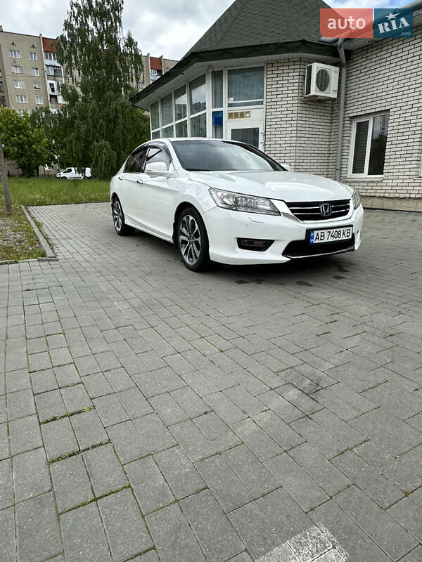 Седан Honda Accord 2013 в Долині
