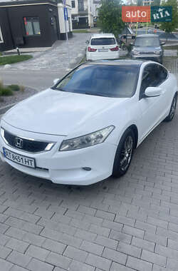 Купе Honda Accord 2010 в Львові