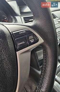 Купе Honda Accord 2012 в 