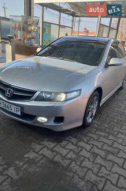 Седан Honda Accord 2006 в Маяках