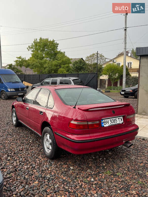 Седан Honda Accord 1996 в Одесі