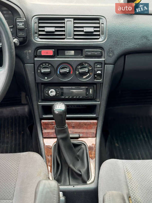 Седан Honda Accord 1996 в Одесі