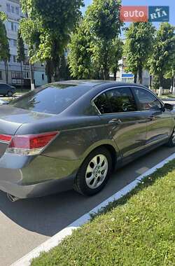 Седан Honda Accord 2012 в 